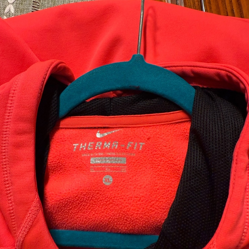 Nike Vibrant Neon Pink Pullover Hoodie Fleece Lined Thermal w/ Cowl Neck Size XL - Picture 3 of 4